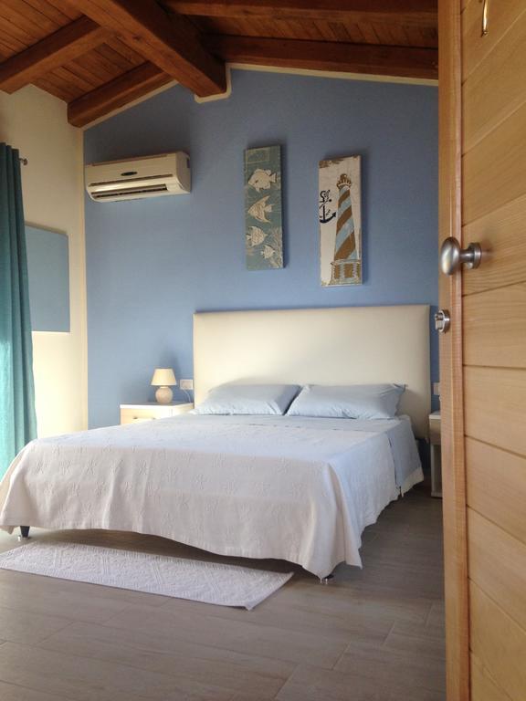 Mediterraneo San Teodoro  Exterior foto